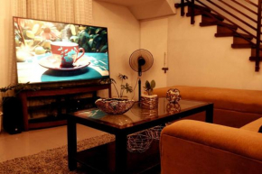 The Hive Villa - Modern Cozy Villa in Angeles City